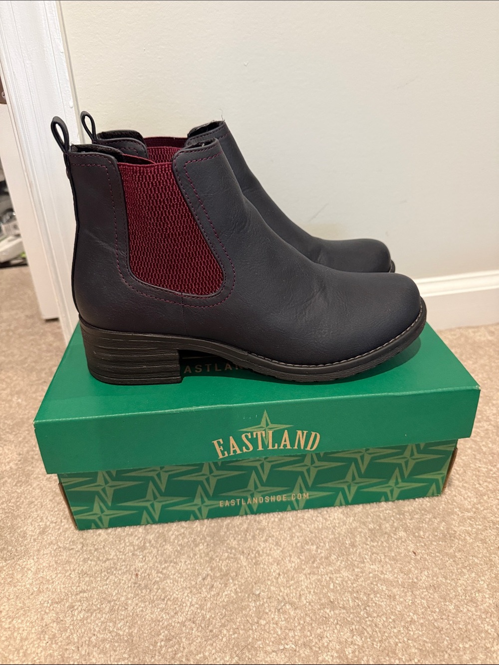 Eastland NAVY Leather Chelsea Ankle Boots with Burgundy Elastic